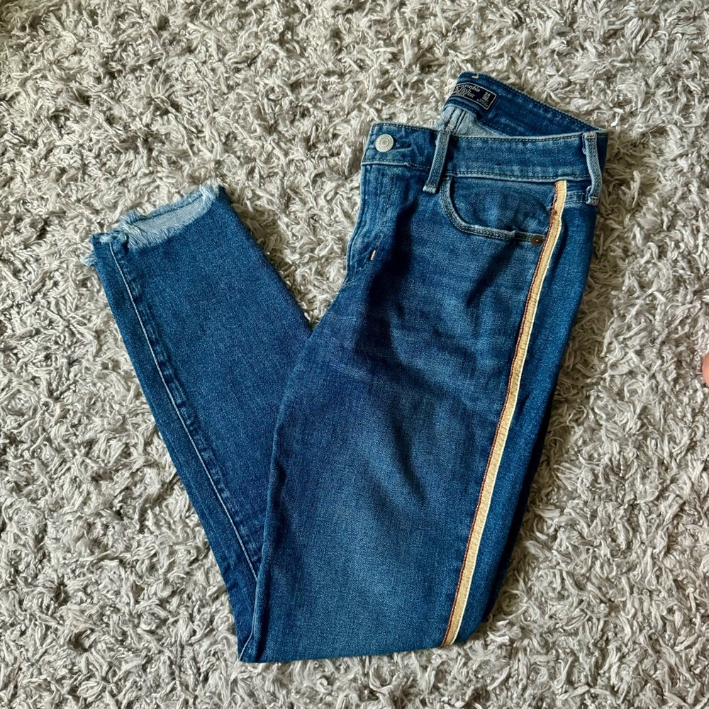 Abercrombie Harper Low Rise Ankle Skinny Jeans NWT